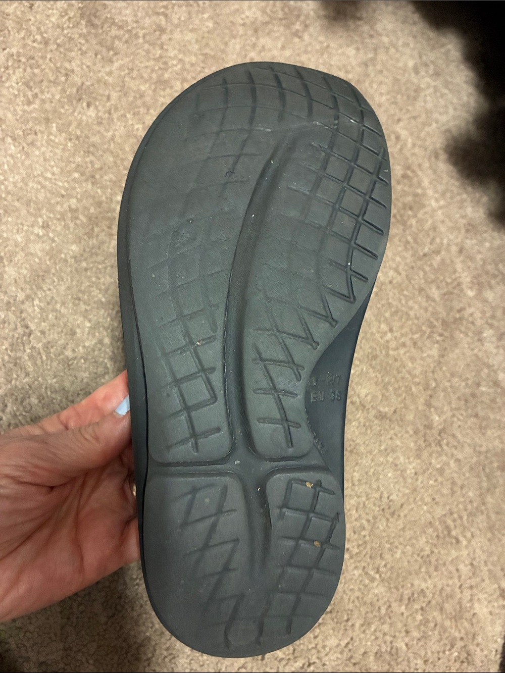 OOFOS Black Recovery Slide Sandals Size 7 - Picture 6 of 7